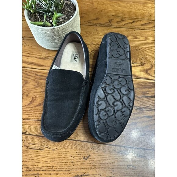 UGG Slippers Mens 10 Shearling Slip On Flats Black Suede Sheepskin - Picture 5 of 6